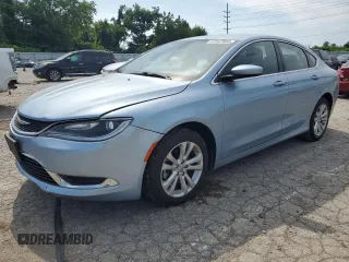 2015 Chrysler 200 Limited with VIN 1C3CCCAB1FN653281, listed as a Copart auction lot 61947005 with 32,788 mi miles and Salvage title. Bid and sale history available at DreamBid. Image 1.