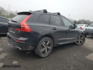 2018 Volvo XC60 R-Design with VIN YV4A22RM0J1047067, listed as a Copart auction lot 88360895 with 62,658 mi miles and Salvage Title. Bid and sale history available at carsss.com. Image 3.
