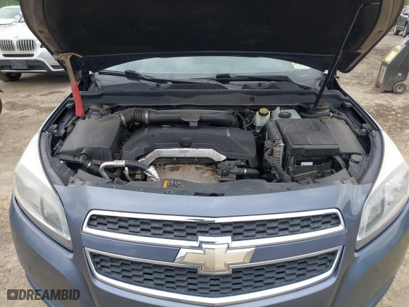 2013 Chevrolet Malibu LS with VIN 1G11B5SA2DF156330, listed as a IAAI auction lot 42039271 with 193,798 mi miles. Bid and sale history available at carsss.com. Image 10.
