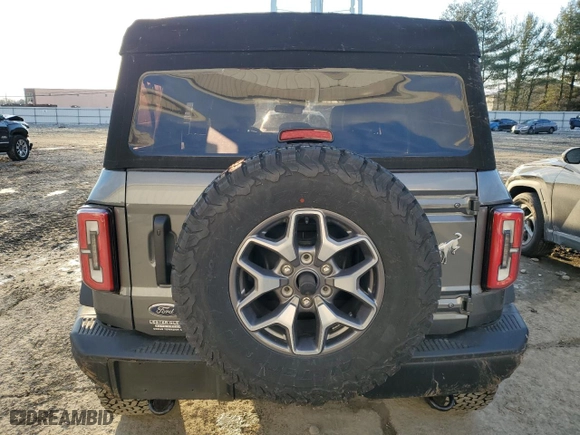 2024 Ford Bronco Badlands with VIN 1FMEE9BP1RLA55327, listed as a Copart auction lot 42149455 with 6,767 mi miles and Salvage Title. Bid and sale history available at carsss.com. Image 6.