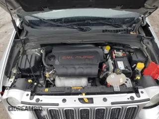 2018 Jeep Renegade Limited z VIN ZACCJBDB4JPH05591, wystawiony jako Copart lot #43185655 z przebiegiem 81 011 mil mil oraz Czysty tytuł • Clean title. Historia ofert i sprzedaży dostępna na DreamBid. Obrazek 12.