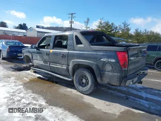 2004 Chevrolet Avalanche Z71 with VIN 3GNEK12T54G237444, listed as a IAAI auction lot 41592288 with 102,589 mi miles. Bid and sale history available at carsss.com. Image 3.
