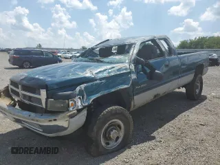 1999 Dodge 2500 z VIN 3B7KF2360XG203981, wystawiony jako Copart lot #62489195 z przebiegiem Nie podano mil oraz Szkoda całkowita • Salvage title. Historia ofert i sprzedaży dostępna na DreamBid. Obrazek 1.