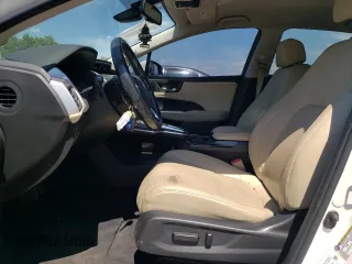2018 Honda Clarity Plug-In Hybrid Touring with VIN JHMZC5F35JC017596, listed as a Copart auction lot 59966614 with 109,715 mi miles and Salvage Title. Bid and sale history available at carsss.com. Image 7.