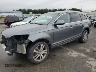 2014 Audi Q7 Premium Plus with VIN WA1LMAFE8ED015737, listed as a Copart auction lot 62099545 with 129,505 mi miles and Salvage title. Bid and sale history available at DreamBid. Image 1.