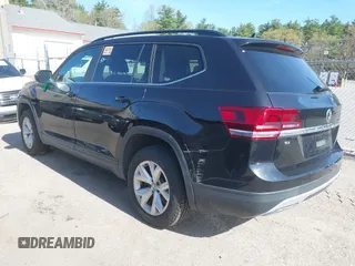2020 Volkswagen Atlas SE z VIN 1V2DP2CAXLC500309, wystawiony jako IAAI lot #42168053 z przebiegiem 38 511 mil mil oraz . Historia ofert i sprzedaży dostępna na DreamBid. Obrazek 3.