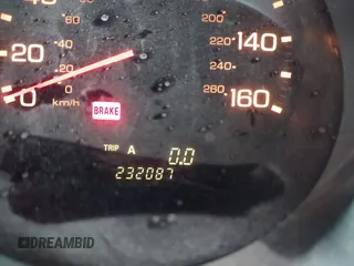 1998 Acura RL с VIN JH4KA9666WC006008, выставлен на аукционе IAAI как лот 41675045 с пробегом 232 087 миль миль и . История ставок и продаж доступна на DreamBid. Изображение 15.