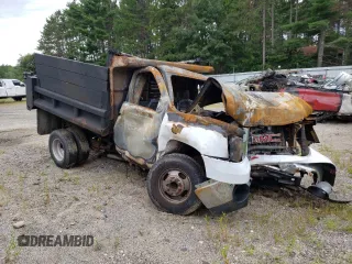 2007 GMC Sierra 3500HD WT z VIN 1GDJK34K77E531460, wystawiony jako Copart lot #66711034 z przebiegiem Nie podano mil oraz Szkody całkowita. Historia ofert i sprzedaży dostępna na DreamBid. Obrazek 1.
