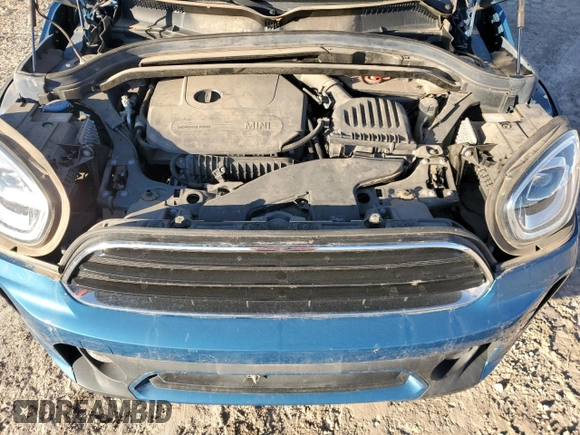 2022 MINI Countryman Cooper with VIN WMZ43BR06N3N37520, listed as a Copart auction lot 80974084 with 31,037 mi miles and Salvage title. Bid and sale history available at DreamBid. Image 11.