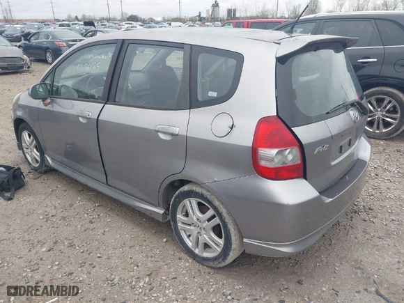 2007 Honda Fit Sport with VIN JHMGD38647S015658, listed as a IAAI auction lot 41912163 with 153,000 mi miles. Bid and sale history available at carsss.com. Image 3.