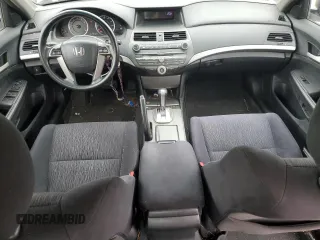 2011 Honda Accord LX z VIN 1HGCP2F34BA093416, wystawiony jako Copart lot #56844705 z przebiegiem 117 941 mil mil oraz Szkoda całkowita • Salvage title. Historia ofert i sprzedaży dostępna na DreamBid. Obrazek 8.