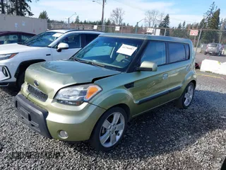 2010 Kia Soul + with VIN KNDJT2A24A7049671, listed as a IAAI auction lot 41736087 with 144,524 mi miles. Bid and sale history available at carsss.com. Image 17.