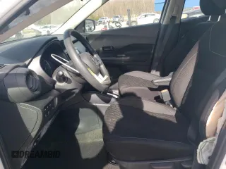 2021 Nissan Kicks S z VIN 3N1CP5BV7ML544957, wystawiony jako Copart lot #49315645 z przebiegiem 27 918 mil mil oraz Szkoda całkowita • Salvage title. Historia ofert i sprzedaży dostępna na DreamBid. Obrazek 7.