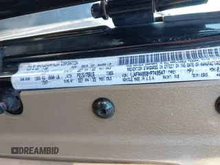 2000 Jeep Wrangler Sport with VIN 1J4FA49S8YP749547, listed as a IAAI auction lot 41861030 with 110,186 mi miles and . Bid and sale history available at DreamBid. Image 9.