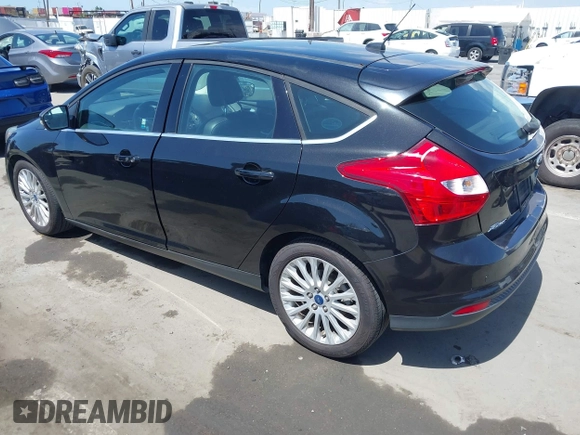 2012 Ford Focus Titanium с VIN 1FAHP3N23CL330444, выставлен на аукционе IAAI как лот 41948599 с пробегом 233 995 миль миль и . История ставок и продаж доступна на DreamBid. Изображение 3.