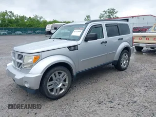 2011 Dodge Nitro Heat z VIN 1D4PT4GK7BW511423, wystawiony jako IAAI lot #42375868 z przebiegiem 117 531 mil mil oraz . Historia ofert i sprzedaży dostępna na DreamBid. Obrazek 2.