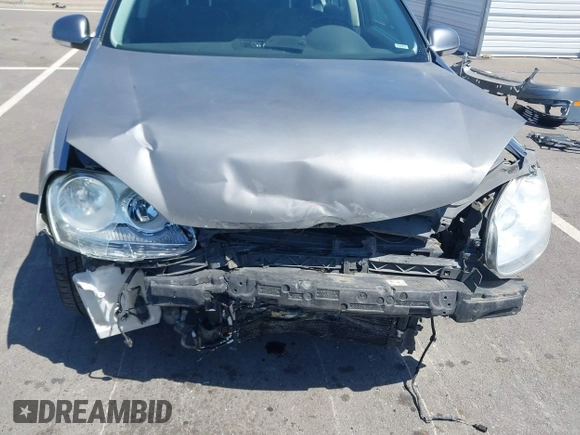 2010 Volkswagen Jetta Limited Edition with VIN 3VWRZ7AJ8AM107256, listed as a IAAI auction lot 42361571 with 110,548 mi miles and . Bid and sale history available at DreamBid. Image 6.