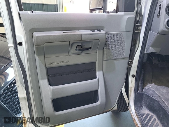 2013 Ford Econoline Cargo with VIN 1FTNS2EL5DDA38031, listed as a IAAI auction lot 42731967 with 116,056 mi miles and . Bid and sale history available at DreamBid. Image 10.
