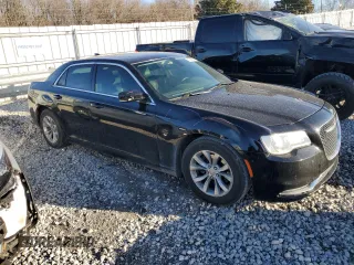 2015 Chrysler 300 Limited with VIN 2C3CCAAG2FH802855, listed as a Copart auction lot 42386825 with 113,697 mi miles and Salvage Title. Bid and sale history available at carsss.com. Image 4.