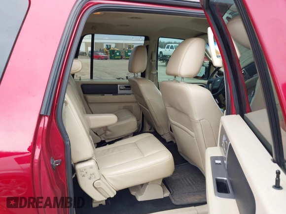 2016 Ford Expedition Max XLT z VIN 1FMJK1JT4GEF24385, wystawiony jako IAAI lot #41770237 z przebiegiem 175 638 mil mil oraz . Historia ofert i sprzedaży dostępna na DreamBid. Obrazek 8.