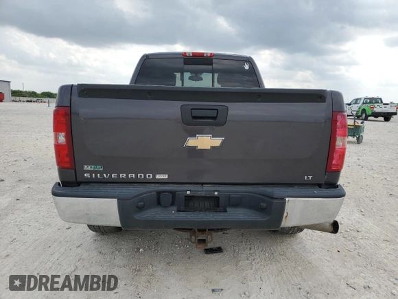 2010 Chevrolet Silverado 1500 LT with VIN 1GCSKSE33AZ115058, listed as a Copart auction lot 55384325 with 170,468 mi miles and Clean Title. Bid and sale history available at DreamBid. Image 6.