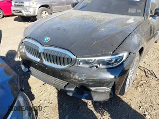 2020 BMW 3 Series 330i xDrive with VIN 3MW5R7J0XL8B28398, listed as a IAAI auction lot 40813374 with 53,662 mi miles and . Bid and sale history available at DreamBid. Image 6.