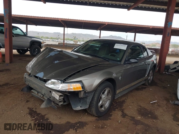 2002 Ford Mustang Standard z VIN 1FAFP40482F157569, wystawiony jako IAAI lot #42372535 z przebiegiem 76 944 mil mil oraz . Historia ofert i sprzedaży dostępna na DreamBid. Obrazek 2.