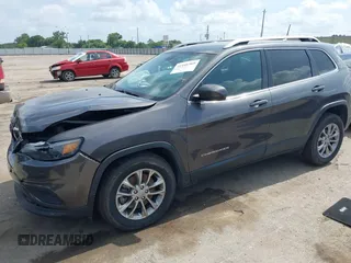 2019 Jeep Cherokee Latitude Plus with VIN 1C4PJLLB1KD172060, listed as a IAAI auction lot 42446369 with 91,222 mi miles and . Bid and sale history available at DreamBid. Image 2.