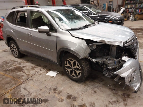 2019 Subaru Forester Premium with VIN JF2SKAGC7KH432714, listed as a IAAI auction lot 41399215 with 79,281 mi miles. Bid and sale history available at carsss.com. Image 1.