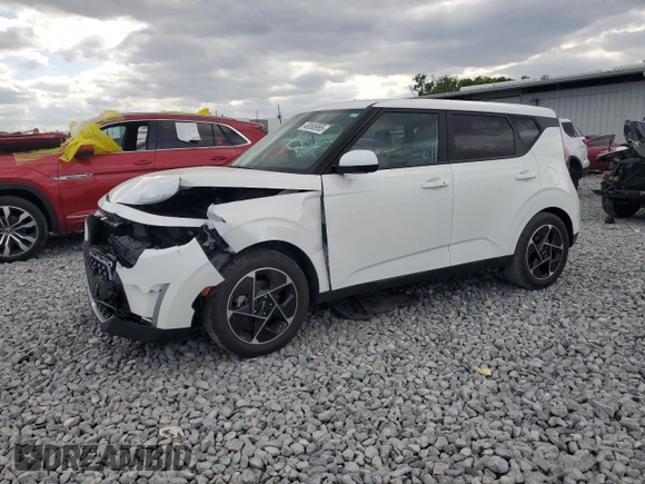 2024 Kia Soul EX with VIN KNDJ33AU1R7237020, listed as a Copart auction lot 49868965 with 6,892 mi miles and Salvage Title. Bid and sale history available at carsss.com. Image 1.