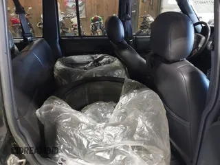 2001 Jeep Cherokee Sport z VIN 1J4FF58S11L562933, wystawiony jako IAAI lot #41944672 z przebiegiem 163 078 mil mil oraz . Historia ofert i sprzedaży dostępna na DreamBid. Obrazek 8.