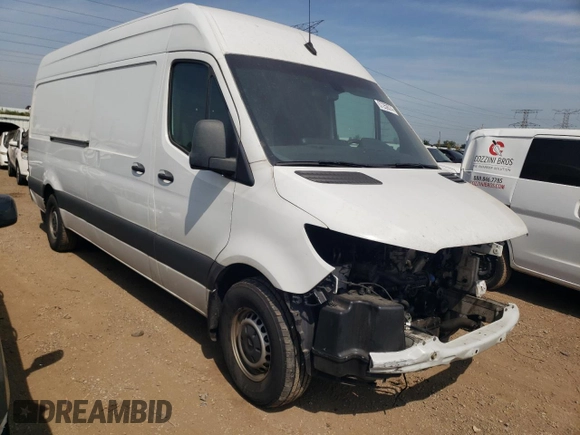 2021 Mercedes-Benz Sprinter Cargo with VIN W1Y4ECHY9MT067999, listed as a Copart auction lot 67259574 with 284,031 mi miles and Salvage Title. Bid and sale history available at carsss.com. Image 4.