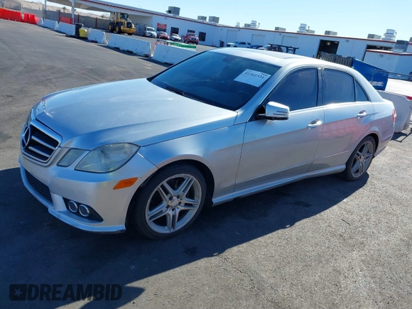 2010 Mercedes-Benz E 350 Luxury z VIN WDDHF5GB2AA052480, wystawiony jako IAAI lot #41361531 z przebiegiem 154 443 mil mil oraz . Historia ofert i sprzedaży dostępna na DreamBid. Obrazek 2.