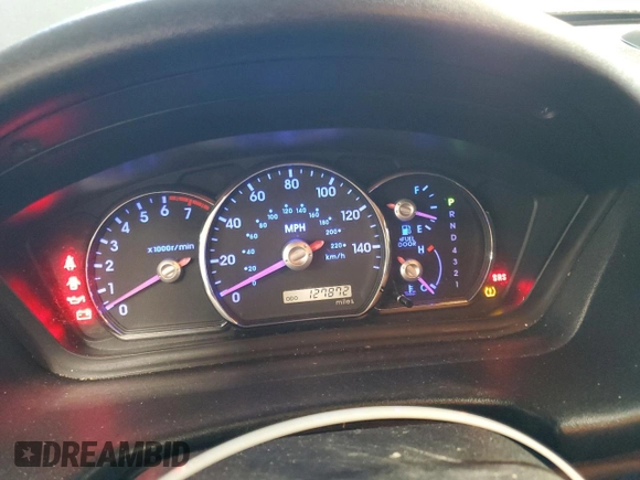 2007 Mitsubishi Endeavor LS with VIN 4A4MM21S17E037551, listed as a Copart auction lot 47292195 with 127,872 mi miles and Salvage Title. Bid and sale history available at carsss.com. Image 9.
