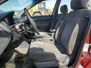 1996 Honda Accord LX with VIN 1HGCD563XTA266206, listed as a Copart auction lot 48601005 with 302,329 mi miles and Salvage Title. Bid and sale history available at DreamBid. Image 7.