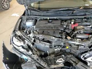 2019 Nissan Sentra S z VIN 3N1AB7AP8KY215432, wystawiony jako Copart lot #81887675 z przebiegiem 93 708 mil mil oraz Szkoda całkowita • Salvage title. Historia ofert i sprzedaży dostępna na DreamBid. Obrazek 16.