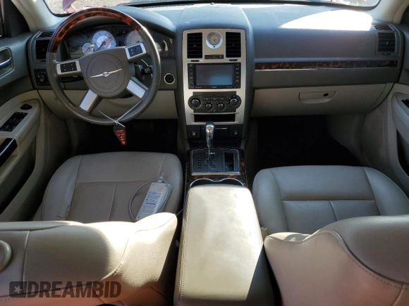 2009 Chrysler 300 Limited with VIN 2C3KA33VX9H584242, listed as a Copart auction lot 81348114 with 184,842 mi miles and Salvage Title. Bid and sale history available at carsss.com. Image 8.