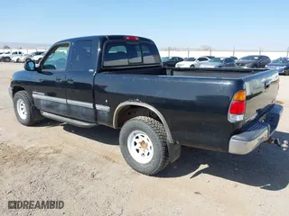 2000 Toyota Tundra SR5 with VIN 5TBBT4410YS009504, listed as a IAAI auction lot 41998051 with 96,821 mi miles. Bid and sale history available at carsss.com. Image 3.