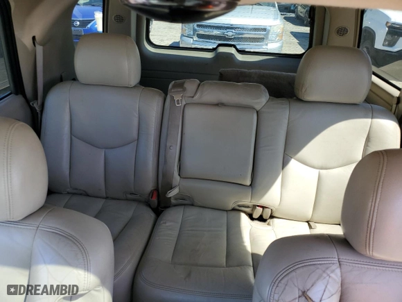 2003 Chevrolet Tahoe LT with VIN 1GNEC13Z03J128676, listed as a Copart auction lot 47451875 with 276,957 mi miles and Salvage Title. Bid and sale history available at carsss.com. Image 10.