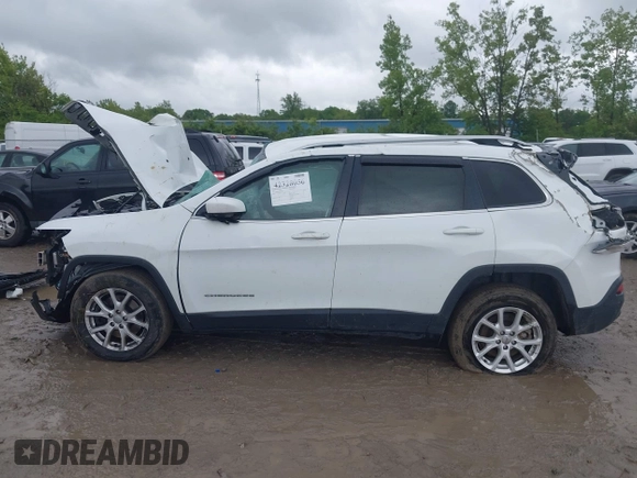 2017 Jeep Cherokee Latitude с VIN 1C4PJMCS3HW545909, выставлен на аукционе IAAI как лот 42328056 с пробегом 149 979 миль миль и . История ставок и продаж доступна на DreamBid. Изображение 15.