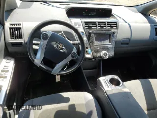 2014 Toyota Prius Two z VIN JTDZN3EU8E3310425, wystawiony jako Copart lot #58441475 z przebiegiem 209 950 mil mil oraz Nie do naprawy • Non repairable. Historia ofert i sprzedaży dostępna na DreamBid. Obrazek 8.