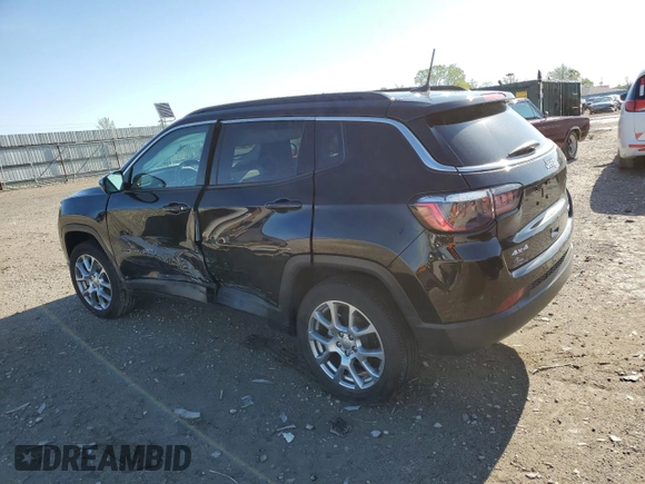 2022 Jeep Compass Latitude Lux with VIN 3C4NJDFB0NT151739, listed as a Copart auction lot 55200065 with 18,782 mi miles and Salvage title. Bid and sale history available at DreamBid. Image 2.