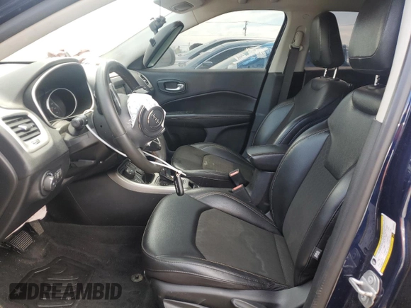 2021 Jeep Compass Altitude z VIN 3C4NJDBB5MT599544, wystawiony jako Copart lot #52992425 z przebiegiem 85 853 mil mil oraz Szkoda całkowita • Salvage title. Historia ofert i sprzedaży dostępna na DreamBid. Obrazek 7.