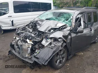 2019 Toyota Sienna SE with VIN 5TDXZ3DC4KS014221, listed as a IAAI auction lot 42275498 with 32,381 mi miles and . Bid and sale history available at DreamBid. Image 6.