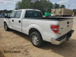 2013 Ford F-150 XL with VIN 1FTFW1CFXDFB79648, listed as a Copart auction lot 45218585 with 142,332 mi miles and Salvage Title. Bid and sale history available at carsss.com. Image 2.