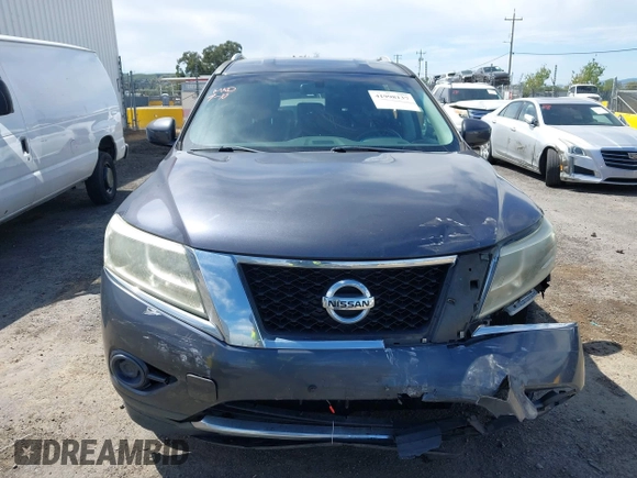 2013 Nissan Pathfinder SL with VIN 5N1AR2MNXDC647145, listed as a IAAI auction lot 41998137 with 138,071 mi miles and . Bid and sale history available at DreamBid. Image 12.