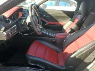 2017 Porsche 718 Boxster z VIN WP0CA2A89HS221297, wystawiony jako Copart lot #68283993 z przebiegiem 9668 mil mil oraz . Historia ofert i sprzedaży dostępna na DreamBid. Obrazek 7.