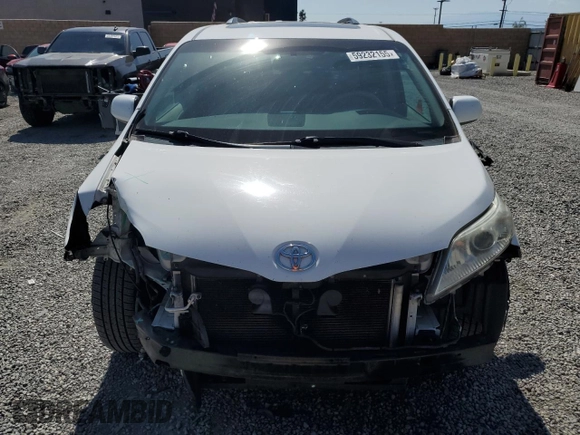 2013 Toyota Sienna XLE AAS с VIN 5TDYK3DC8DS391355, выставлен на аукционе Copart как лот 59232155 с пробегом 230 999 миль миль и Списание • Salvage title. История ставок и продаж доступна на DreamBid. Изображение 5.