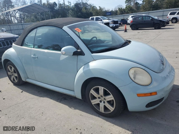 2006 Volkswagen New Beetle Convertible with VIN 3VWRF31Y76M331463, listed as a Copart auction lot 87394034 with 101,136 mi miles and Clean Title. Bid and sale history available at carsss.com. Image 4.