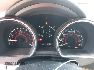 2011 Toyota Highlander z VIN 5TDBK3EH2BS042799, wystawiony jako IAAI lot #39900598 z przebiegiem 232 331 mil mil oraz . Historia ofert i sprzedaży dostępna na DreamBid. Obrazek 7.